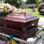 Caskets: Should You Buy at The Funeral Home or Online?