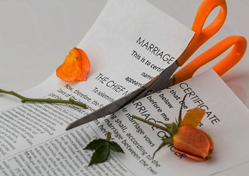 Funeral Etiquette After a Divorce