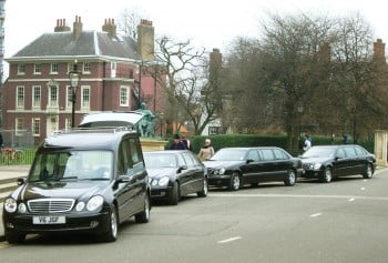 Should I Have a Funeral Procession? Pros and Cons of the Processional