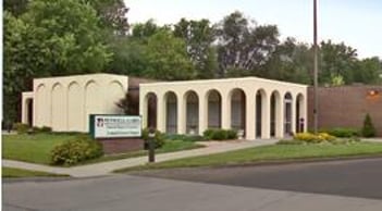 Exterior shot of Penwell-Gabel Funeral Home