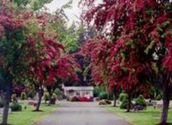 Exterior shot of Bayview Cemetery