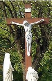 Exterior shot of MT Calvary Catholic Cemetery