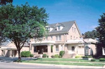 Exterior shot of Hogan Bremer Colonial Chapel