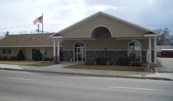 Exterior shot of Cornelison-Henderson Funeral Home