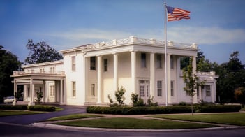 Exterior shot of Schilling Funeral Home