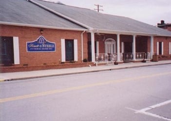 Exterior shot of  Arnett & Steele Funeral Home