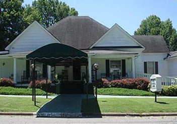 Exterior shot of Neill Funeral Homes & Chapel