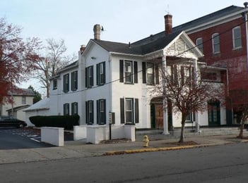 Exterior shot of Brough-Getts Funeral Home