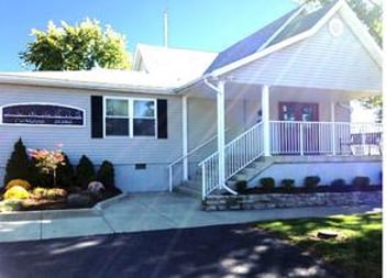 Exterior shot of Summers Funeral Home