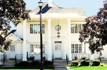 Exterior shot of Reeb Funeral Home