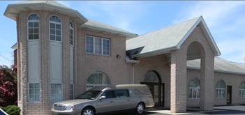 Exterior shot of Hill & Kunselman Funeral Home