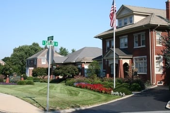 Exterior shot of Kreamer Funeral Home