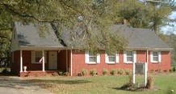 Exterior shot of Mayer Funeral Home