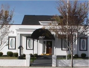 Exterior shot of Ellis Funeral Home