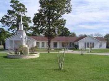 Exterior Shot of Brooke Funeral Home & Cemetery