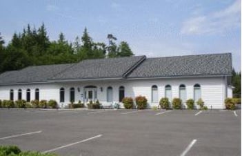 Exterior Shot of Drennan & Ford Funeral Home and Crematory