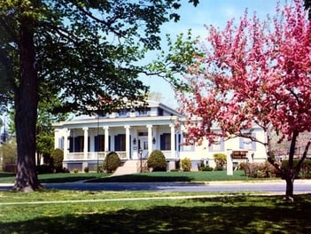 Exterior shot of Cody-White Funeral Home & Cremation Service