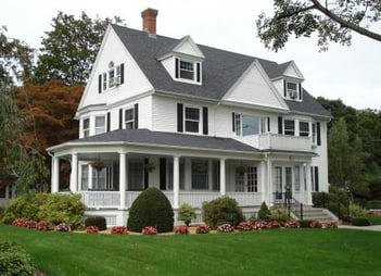 Exterior shot of Paradis Funeral Home Incorporated