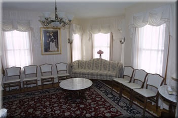 Sitting room of Tewksbury funeral home