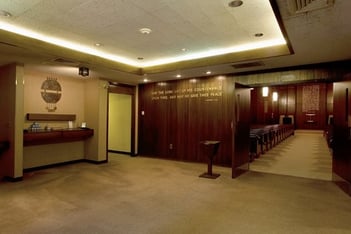 Interior shot of Stanetsky-Hymanson Memorial Chapel