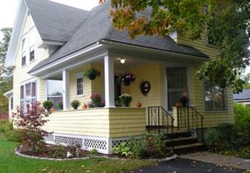 Exterior shot of Autumn Green Funeral Home