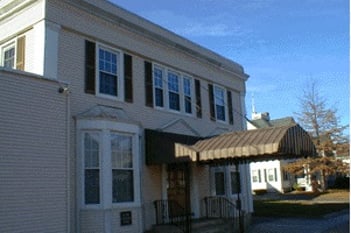 Exterior shot of Dunn Funeral Home