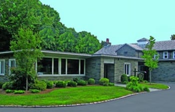 Exterior shot of Rosedale Cemetery & Crematory