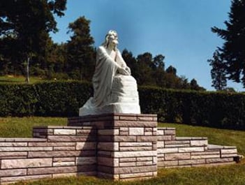 Exterior shot of Grandview Memory Gardens Incorporated