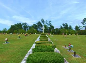 Exterior shot of Alabama Funeral Homes & Memorial Gardens