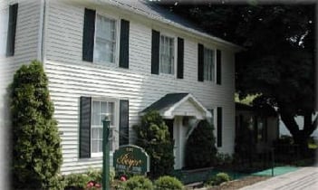 Exterior shot of Boyer Funeral Home