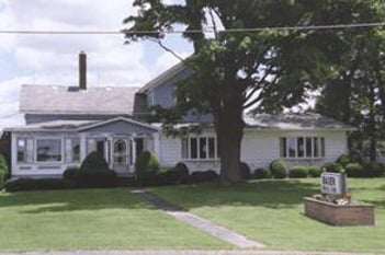 Exterior shot of Bauer Funeral Home