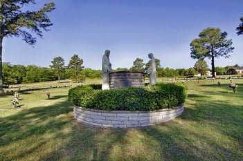 Exterior shot of Pineview Memorial Park