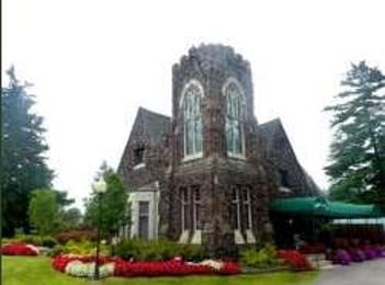 Exterior shot of Blessing Funeral Home at Crown Hill