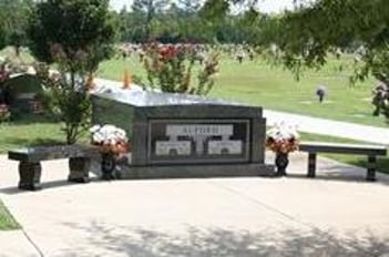 Interior shot of Broadlawn Memorial Gardens