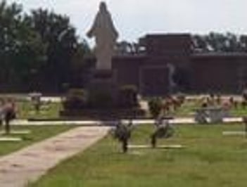 Exterior shot of Green Hill Funeral Home & Cemetery