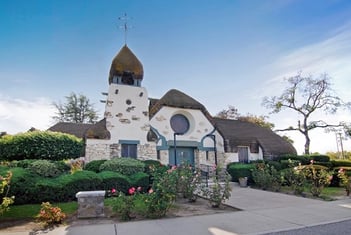 Exterior shot of Oak Hill Memorial Park