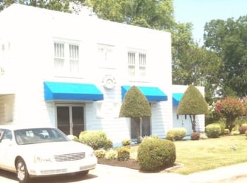 Exterior shot of Stephenson-Shaw Funeral Home