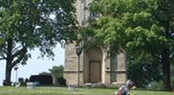 Exterior shot of Roselawn Memorial Park