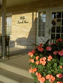 Exterior shot of Pfeffer Funeral Home