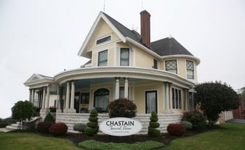 Exterior shot of Chastain Funeral Home