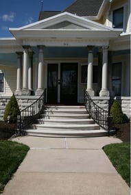 Exterior shot of Chastain Funeral Home