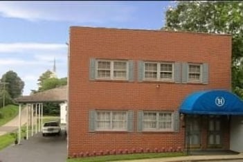 Exterior shot of C.H. Harris Funeral Home