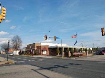 Exterior shot of Finch & Finch Inc Funeral