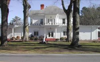Exterior shot of Carter Funeral Homes