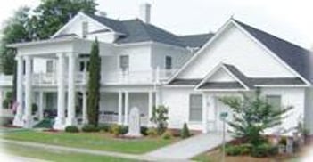 Exterior shot of Barr-Price Funeral Home