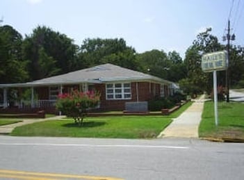 Exterior shot of Haile's Funeral Home