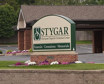 Exterior shot of Stygar Mid Rivers Funeral Home and Crematory