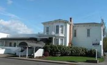 Exterior shot of Huston-Jost Funeral Home