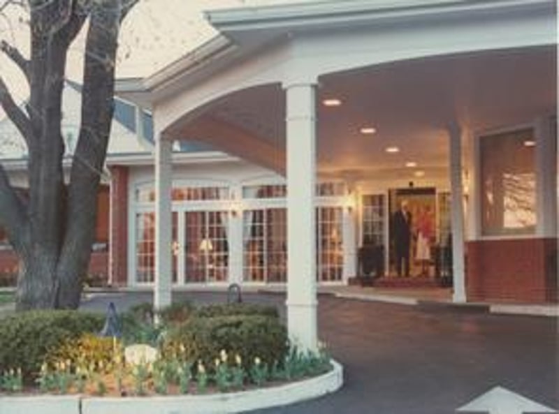 Schrader Funeral Home Ballwin, Missouri(00)