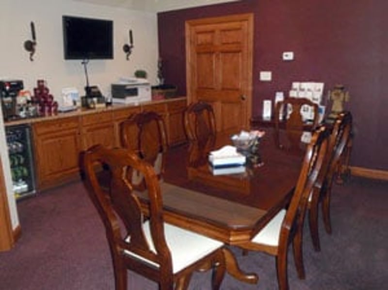 Thielen Funeral home Burlington, Iowa